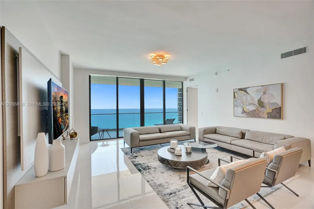 18975 Collins Ave #2303 Sunny Isles Beach, FL 33160