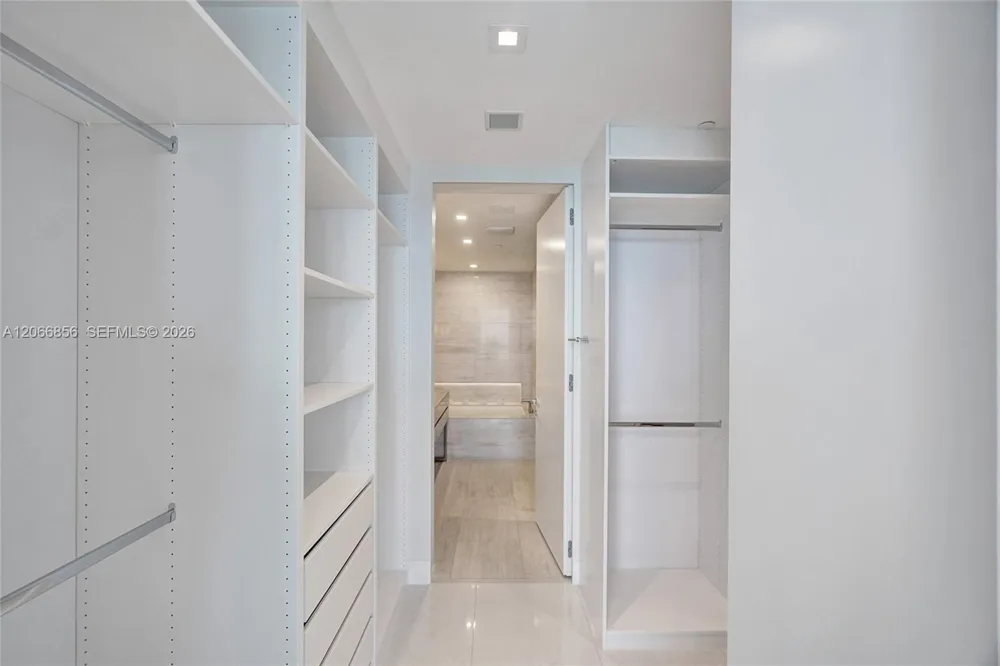 18975 Collins Ave #2303 Sunny Isles Beach, FL 33160