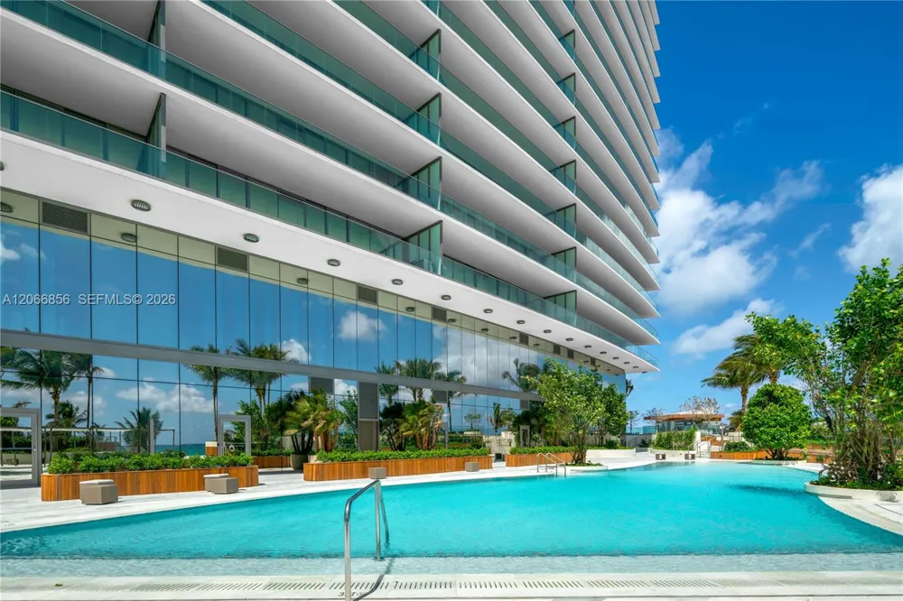 18975 Collins Ave #2303 Sunny Isles Beach, FL 33160