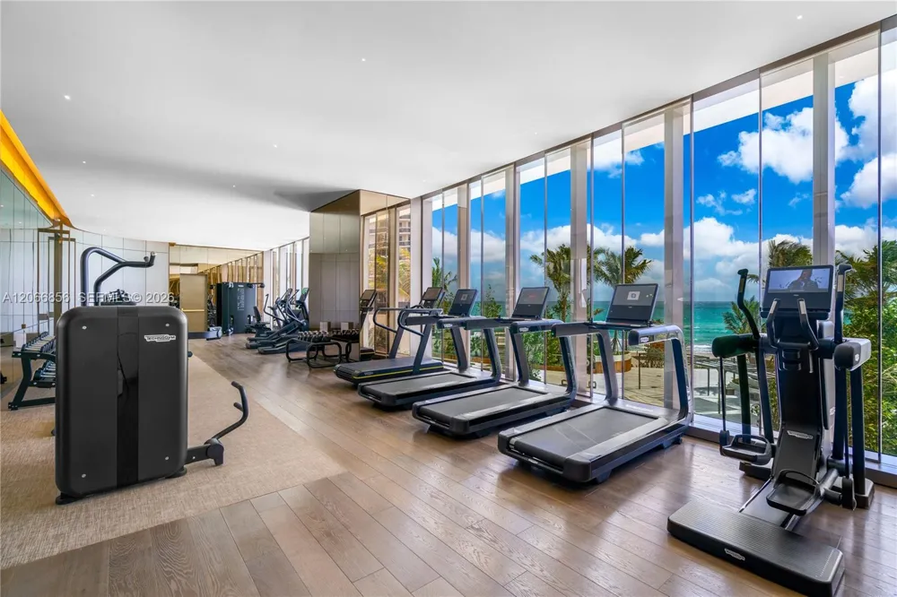 18975 Collins Ave #2303 Sunny Isles Beach, FL 33160