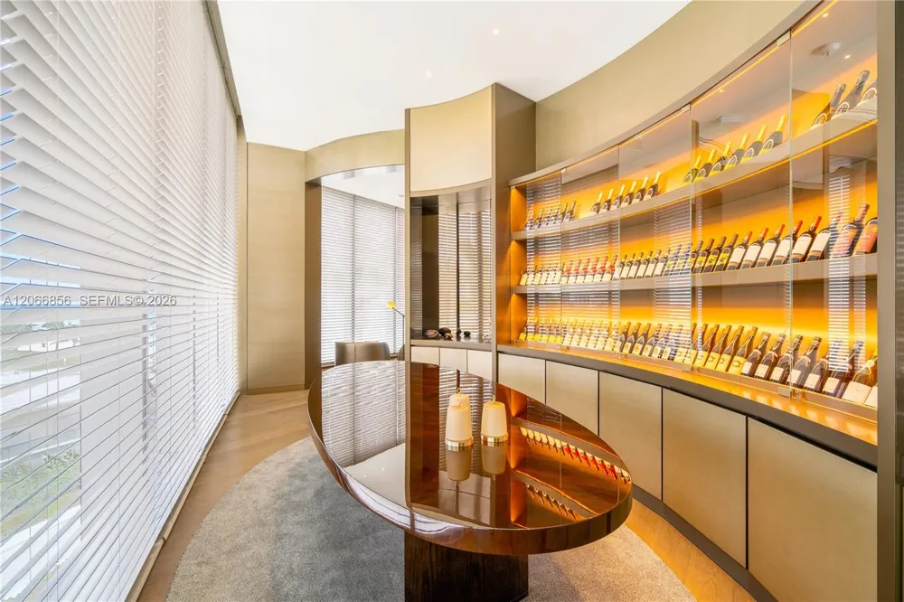 18975 Collins Ave #2303 Sunny Isles Beach, FL 33160