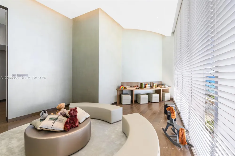 18975 Collins Ave #2303 Sunny Isles Beach, FL 33160