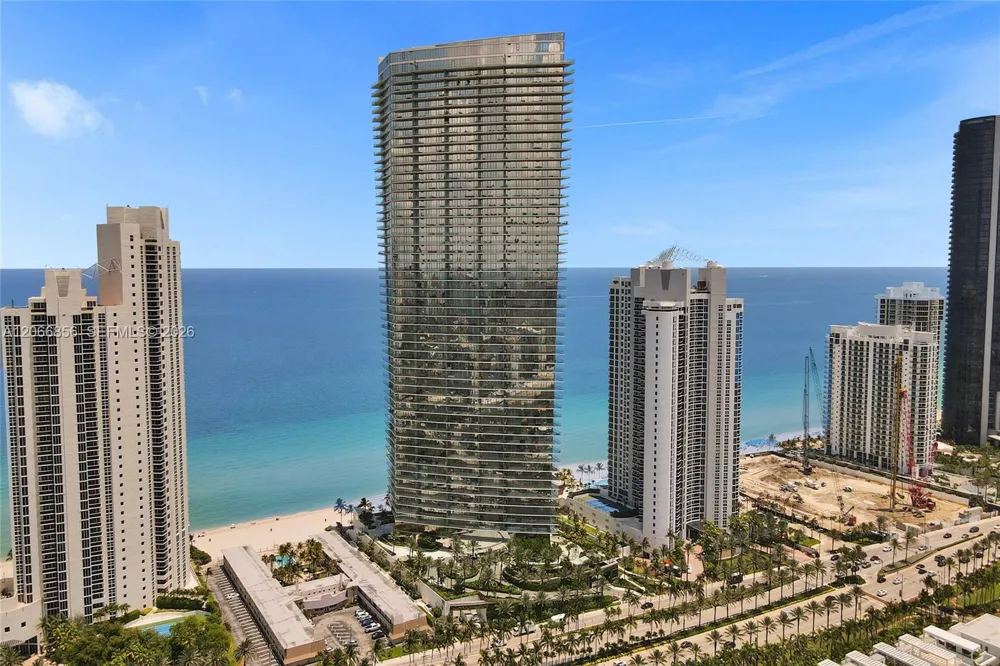 18975 Collins Ave #2303 Sunny Isles Beach, FL 33160