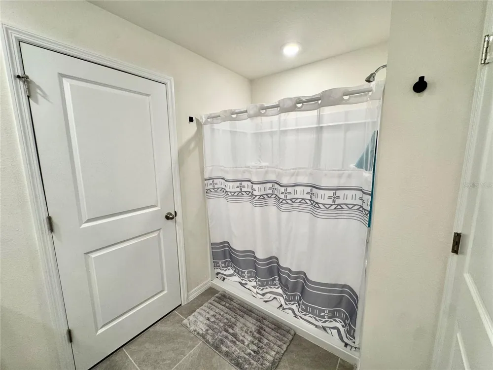 5653 BROSNAN ROAD St Cloud, FL 34771