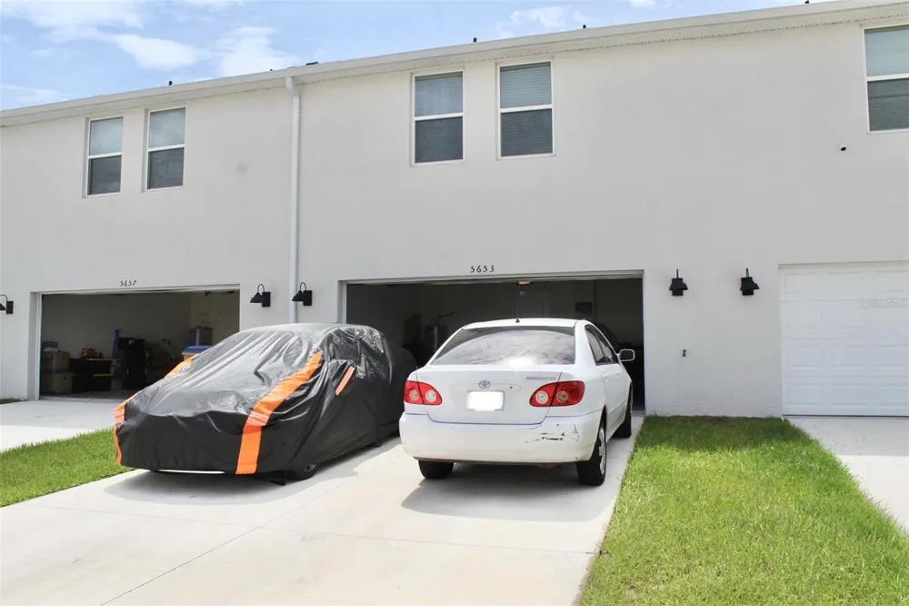 5653 BROSNAN ROAD St Cloud, FL 34771