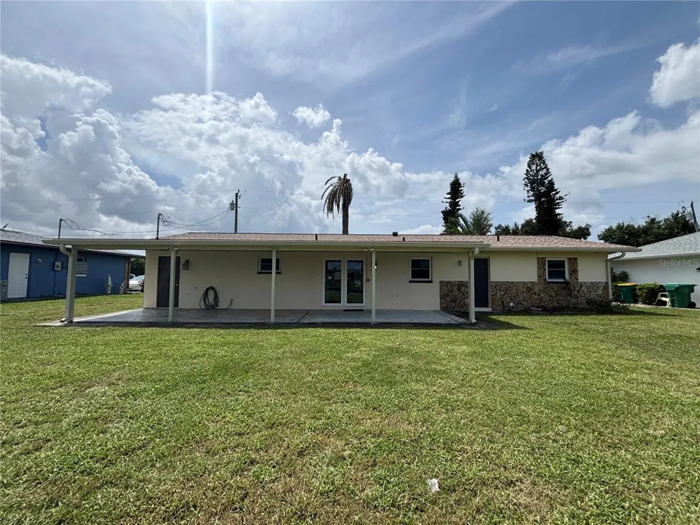 814 SPRING LAKE BOULEVARD NW Port Charlotte, FL 33952