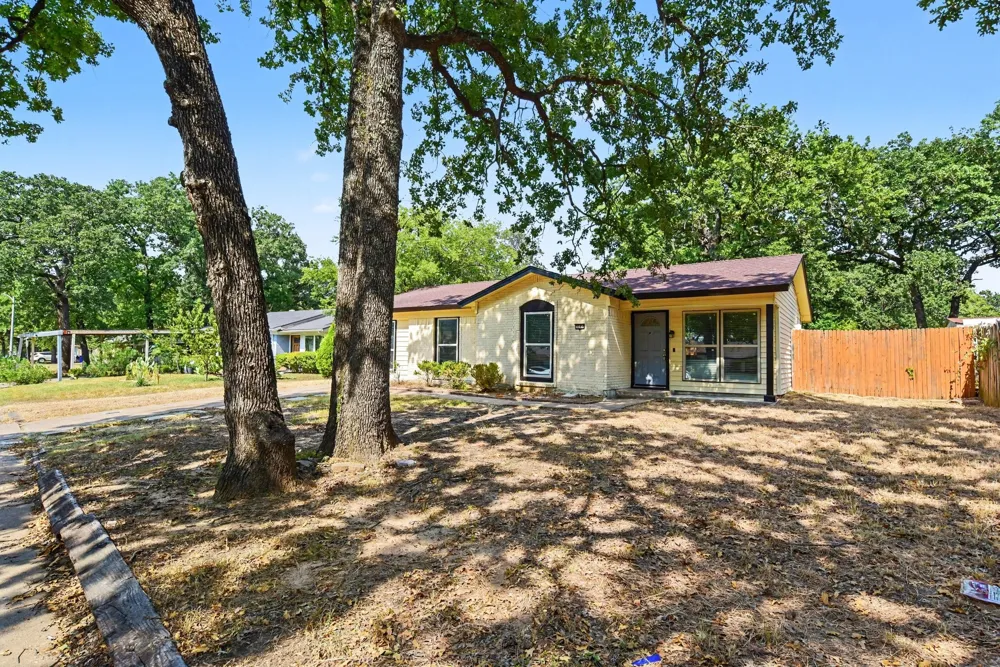 3104 Forestdale Lane Balch Springs, TX 75180
