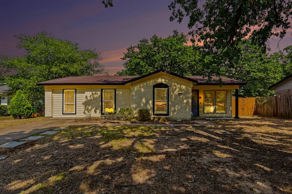 3104 Forestdale Lane Balch Springs, TX 75180