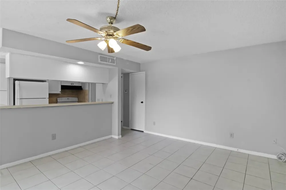 3919 Fairmont Parkway #257 Pasadena, TX 77504