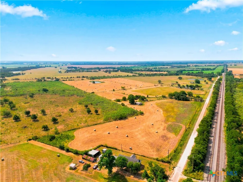 206 CR 287 Marlin, TX 76661