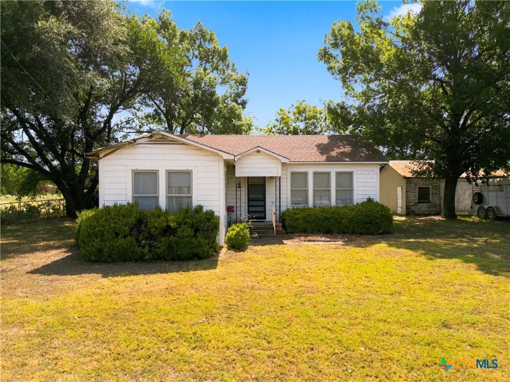 206 CR 287 Marlin, TX 76661