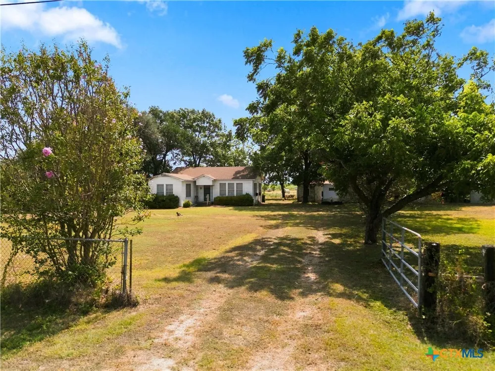 206 CR 287 Marlin, TX 76661