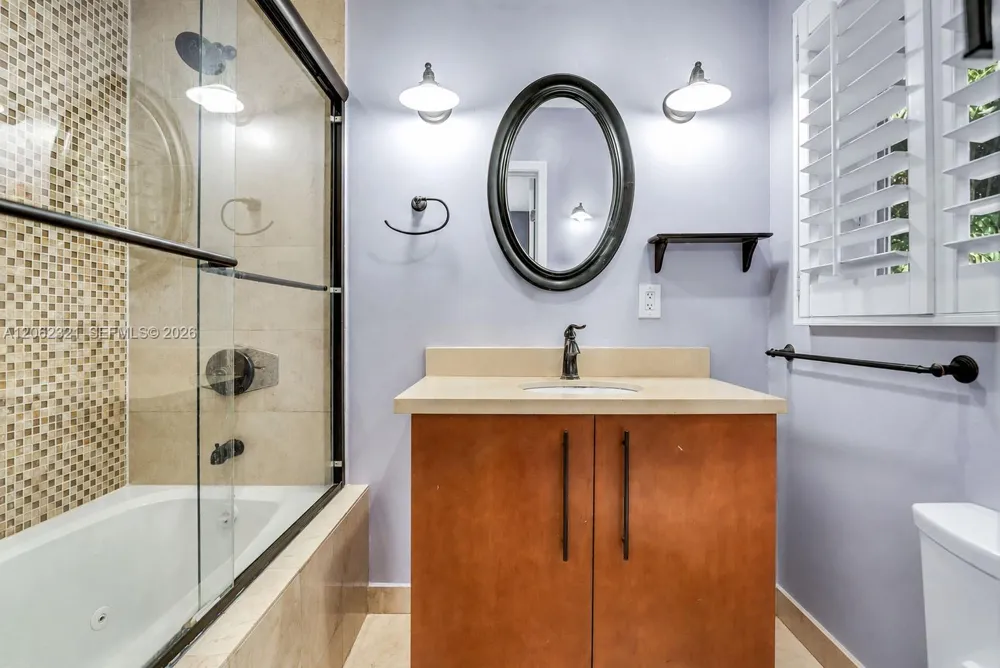 2115 NE 15th Ave Wilton Manors, FL 33305