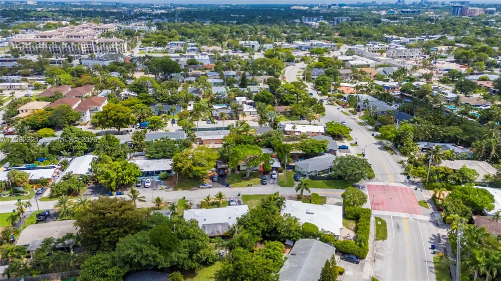 2115 NE 15th Ave Wilton Manors, FL 33305