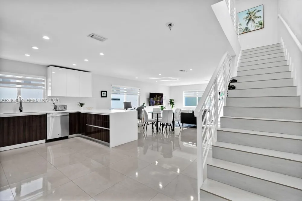 94825 Overseas Key Largo, FL 33037