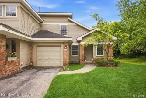 6622 Fieldstone Court