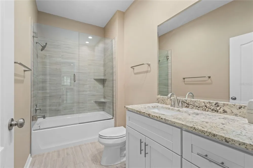 5064 WHISPERING OAKS DRIVE North Port, FL 34287