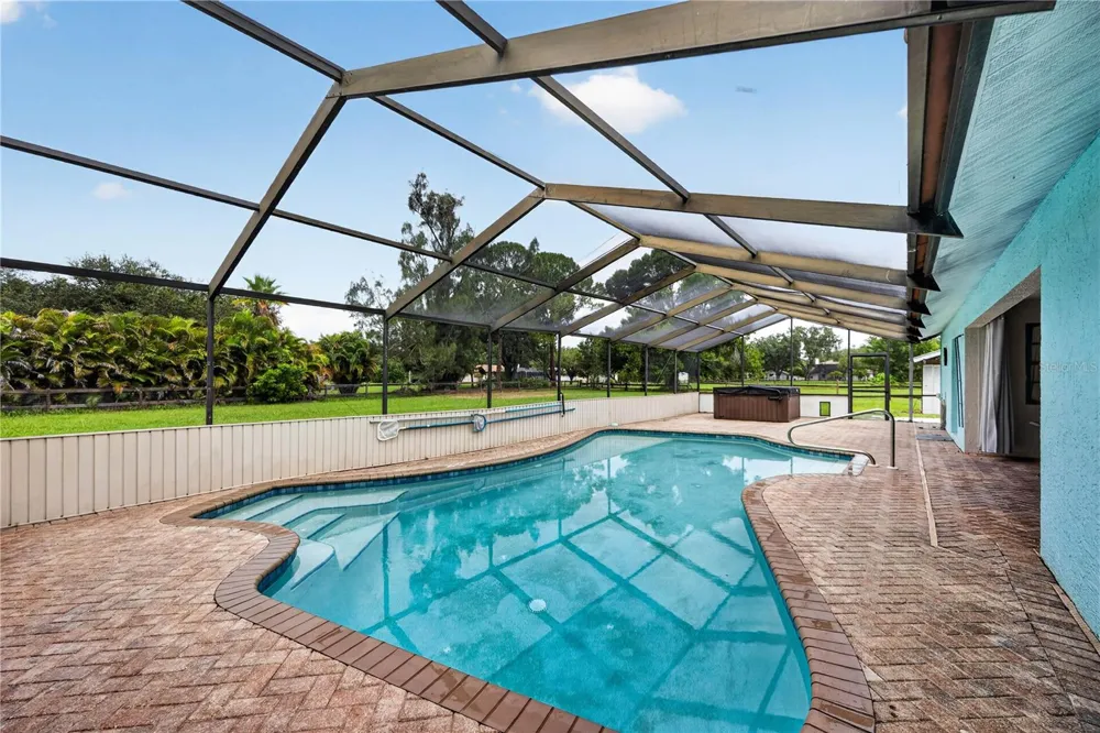 1305 GREENFIELD CIRCLE Venice, FL 34292