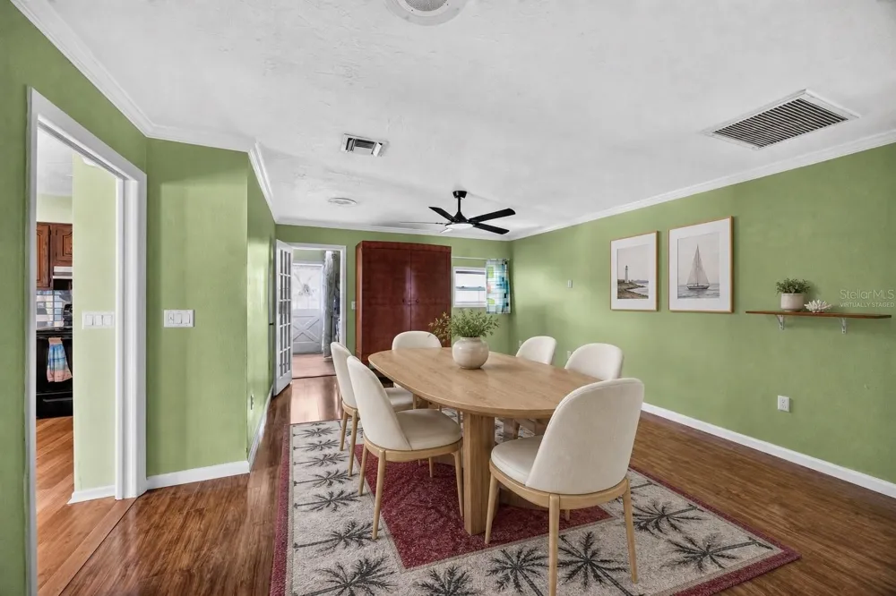 1305 GREENFIELD CIRCLE Venice, FL 34292