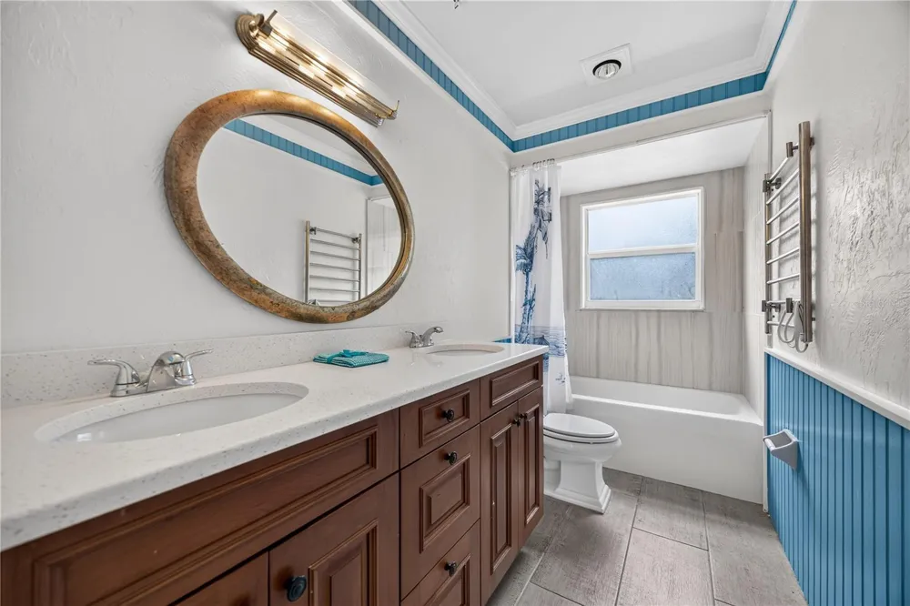 1305 GREENFIELD CIRCLE Venice, FL 34292