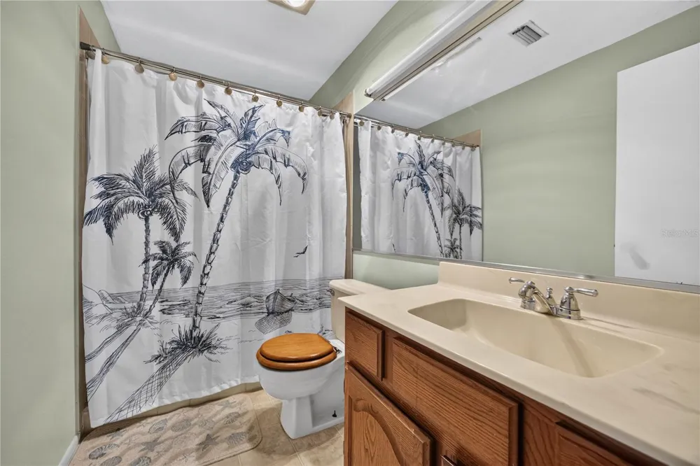 1305 GREENFIELD CIRCLE Venice, FL 34292