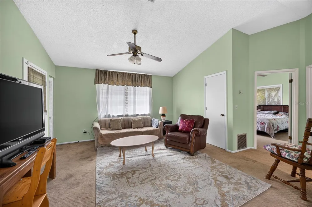 1305 GREENFIELD CIRCLE Venice, FL 34292