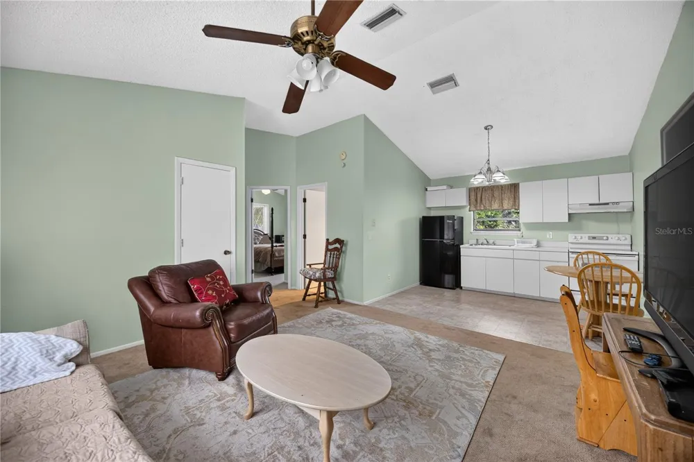 1305 GREENFIELD CIRCLE Venice, FL 34292