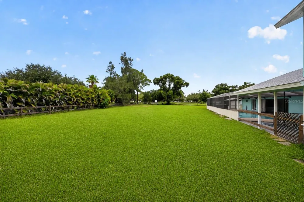 1305 GREENFIELD CIRCLE Venice, FL 34292