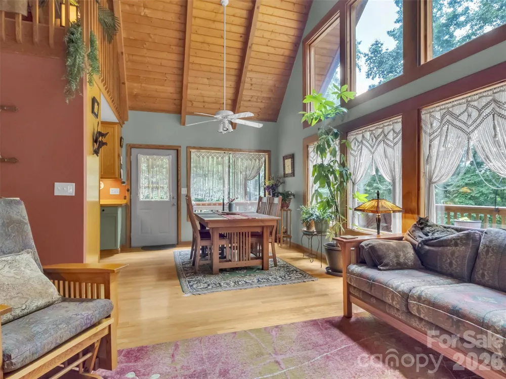 170 Wonderwood Lane Clyde, NC 28721