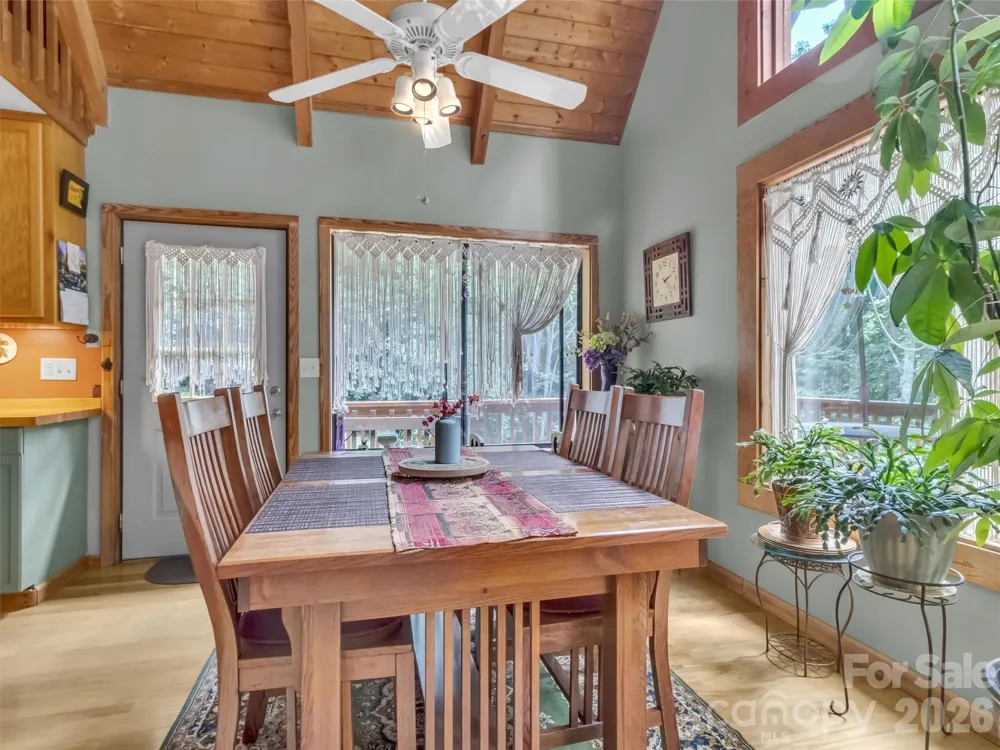 170 Wonderwood Lane Clyde, NC 28721