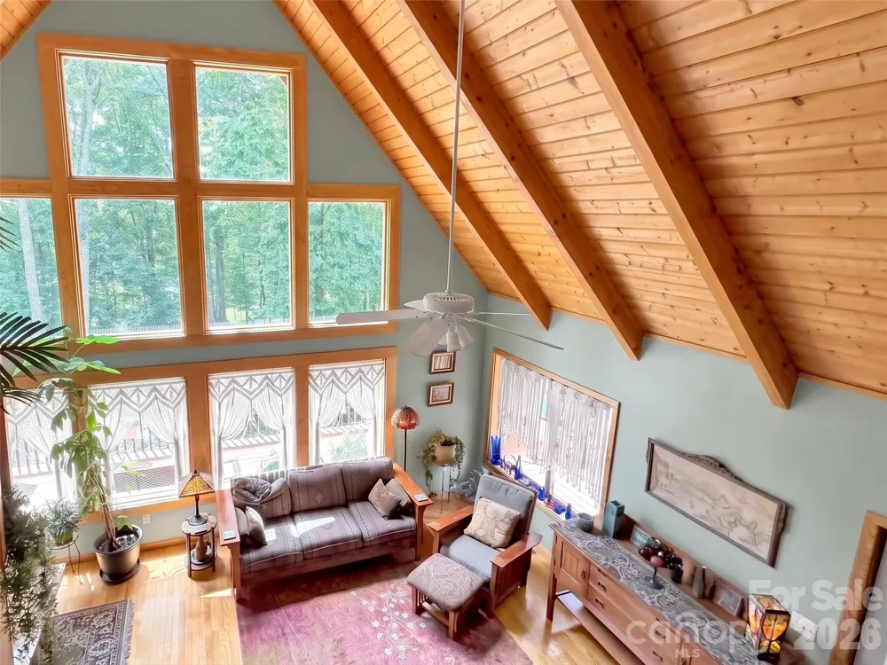170 Wonderwood Lane Clyde, NC 28721
