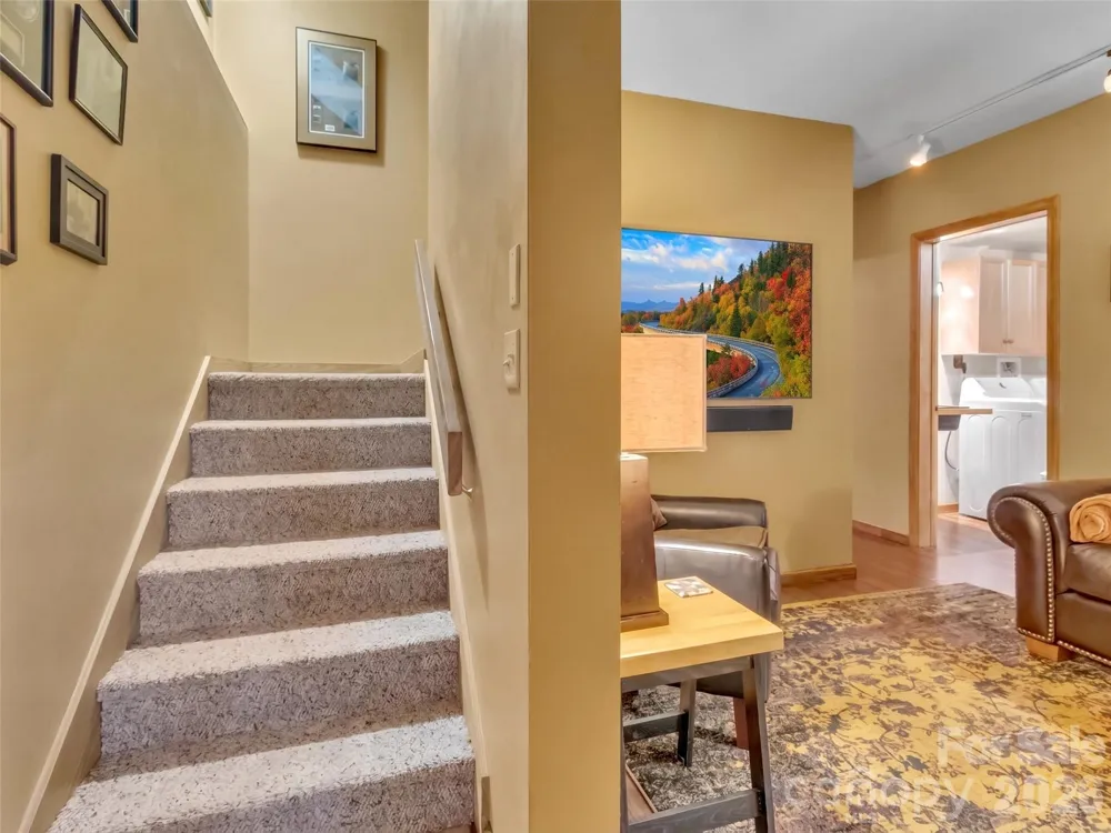 170 Wonderwood Lane Clyde, NC 28721