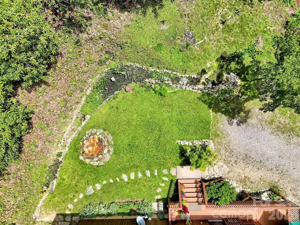 170 Wonderwood Lane Clyde, NC 28721