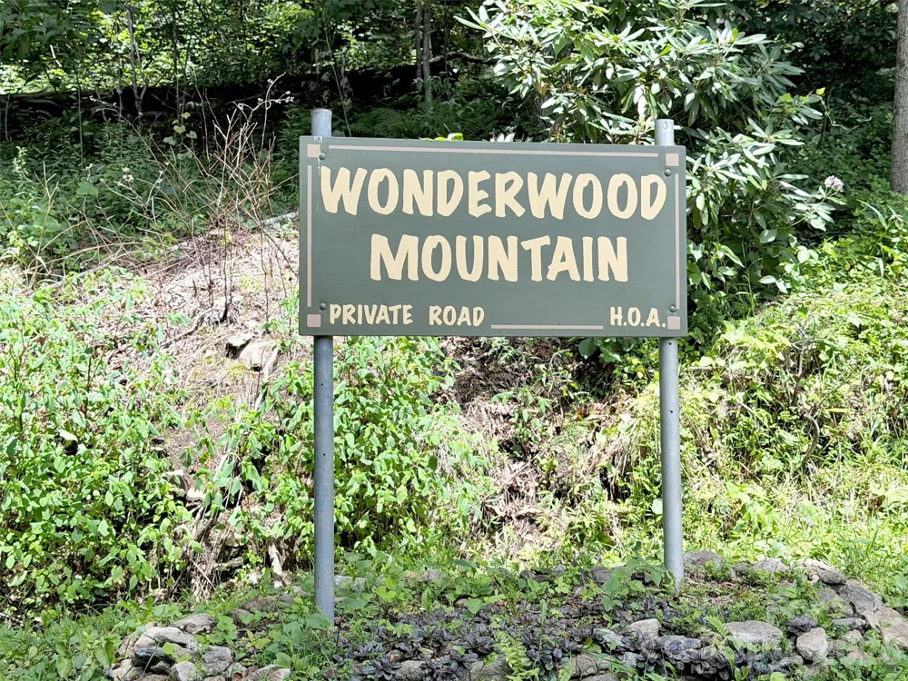 170 Wonderwood Lane Clyde, NC 28721