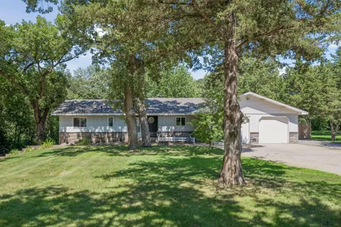 21946 Oak Heights Circle