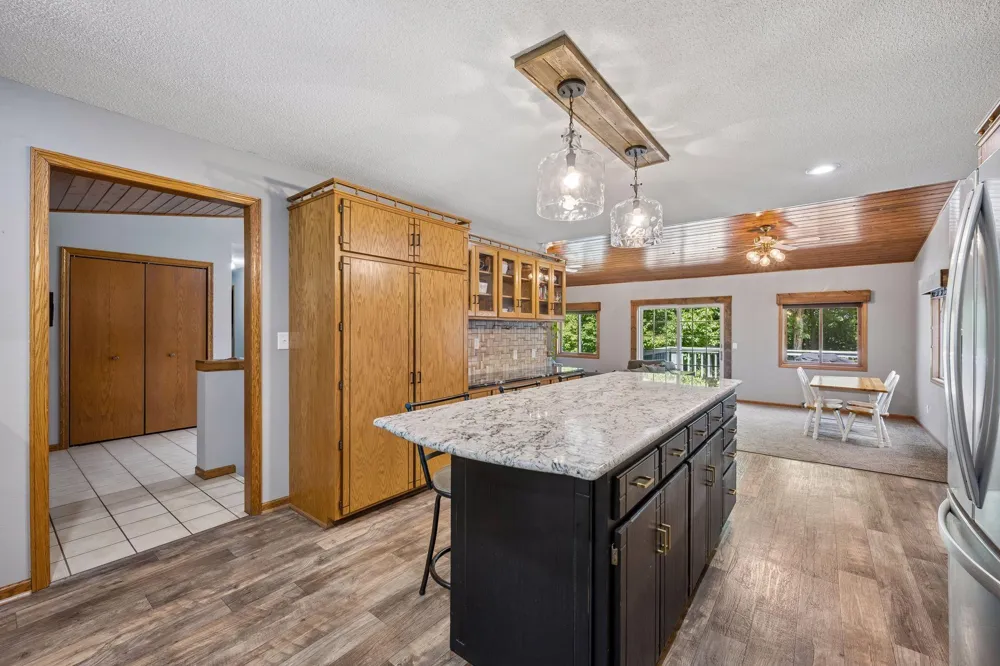 21946 Oak Heights Circle Cold Spring, MN 56320