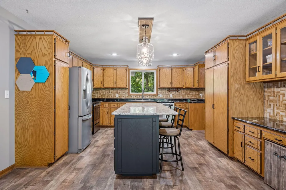 21946 Oak Heights Circle Cold Spring, MN 56320