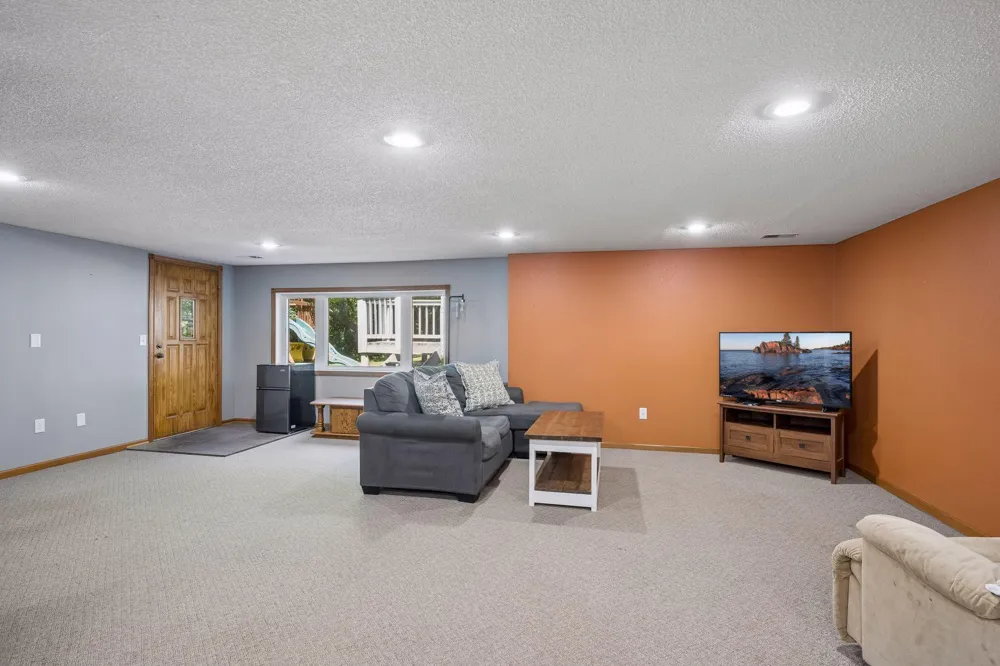 21946 Oak Heights Circle Cold Spring, MN 56320