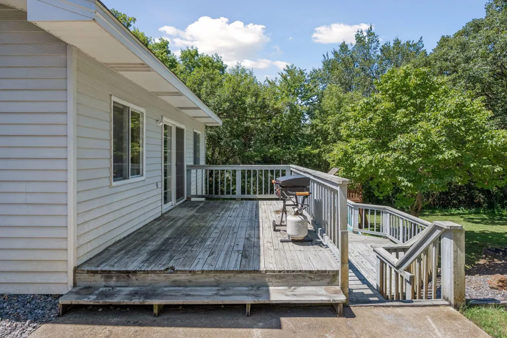 21946 Oak Heights Circle Cold Spring, MN 56320