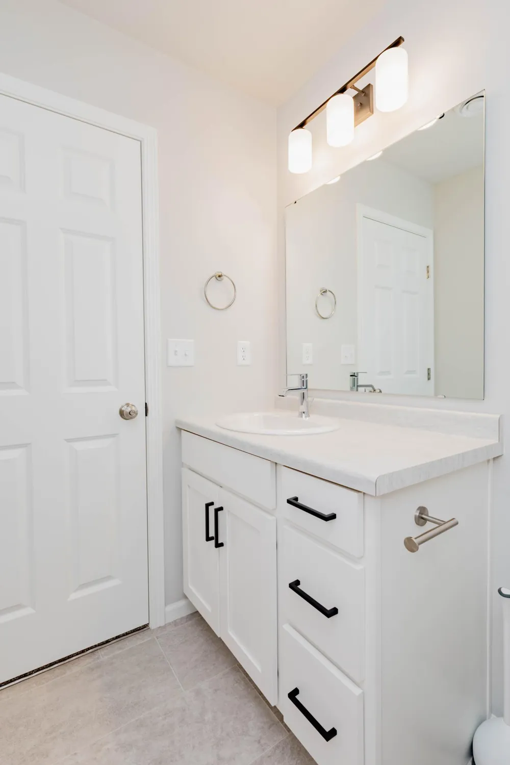 1240 Rachel Drive W West Fargo, ND 58078