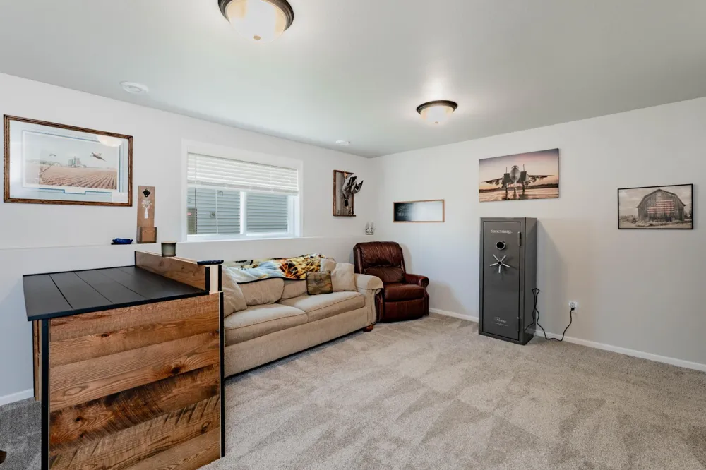 1240 Rachel Drive W West Fargo, ND 58078