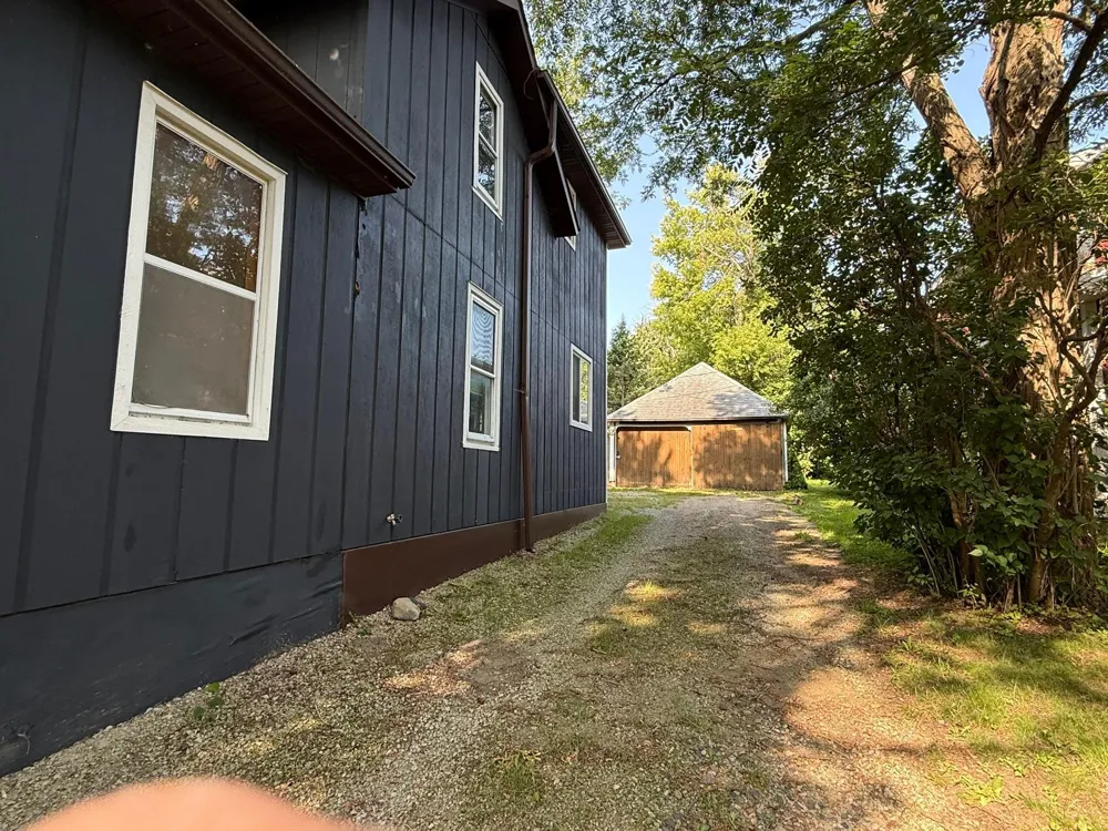 216 Highland Avenue Owatonna, MN 55060