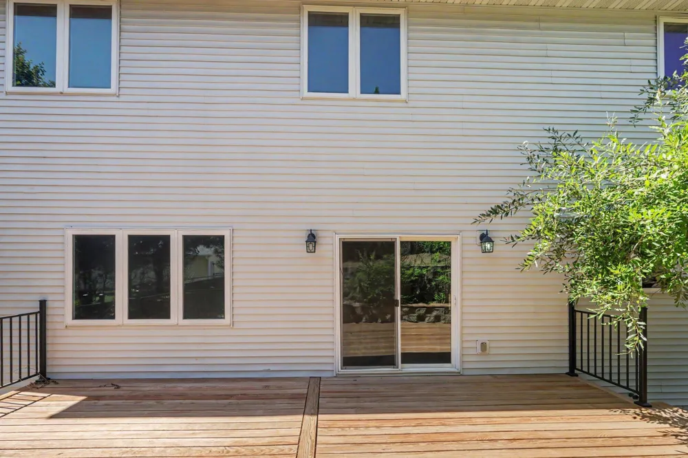 3006 Frank Street Maplewood, MN 55109