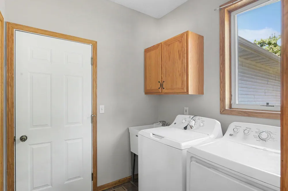 3006 Frank Street Maplewood, MN 55109