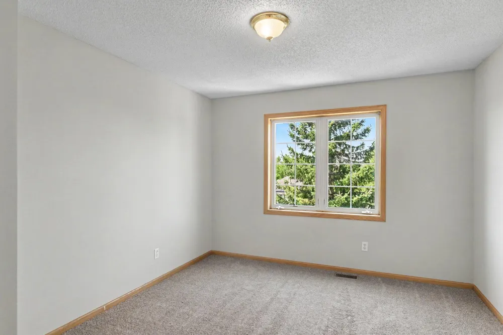 3006 Frank Street Maplewood, MN 55109