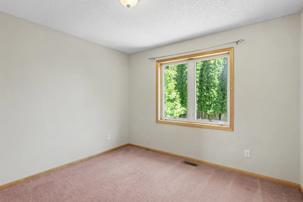 3006 Frank Street Maplewood, MN 55109