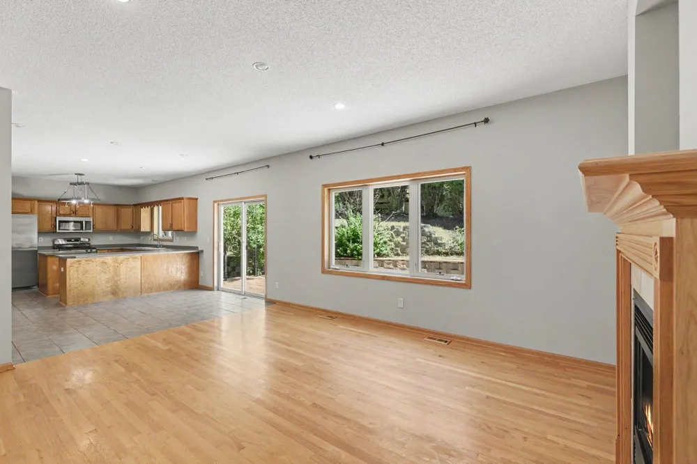 3006 Frank Street Maplewood, MN 55109