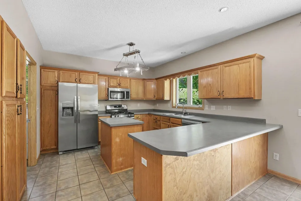 3006 Frank Street Maplewood, MN 55109