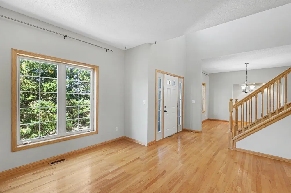 3006 Frank Street Maplewood, MN 55109