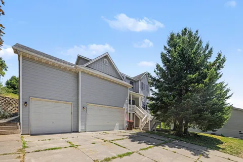 3006 Frank Street